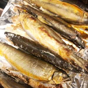 コツ 鮎の塩焼き グリルで美味しい鮎の焼き方 レシピ 作り方 By Seika A 楽天レシピ コツ 鮎の塩焼き グリルで美味しい鮎の焼き方 レシピ 作り方 By Seika A 楽天レシピ